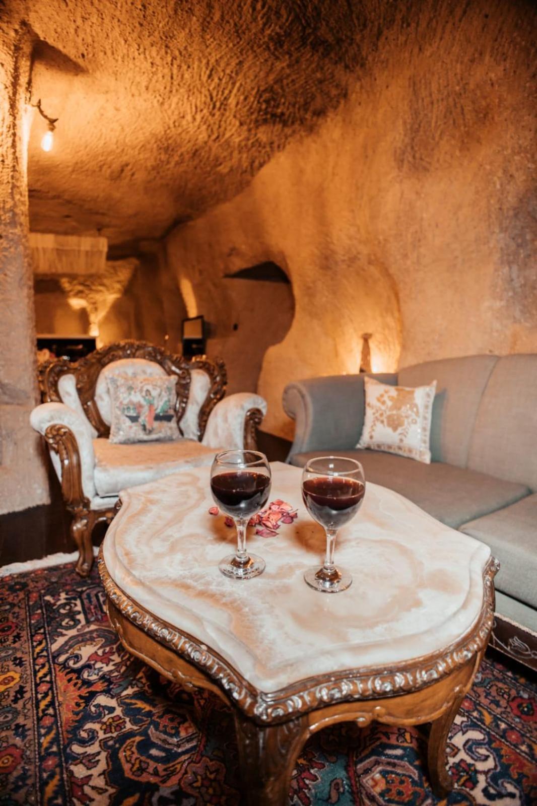 7 Oda Kapadokya Cave Hotel Ürgüp Exterior photo